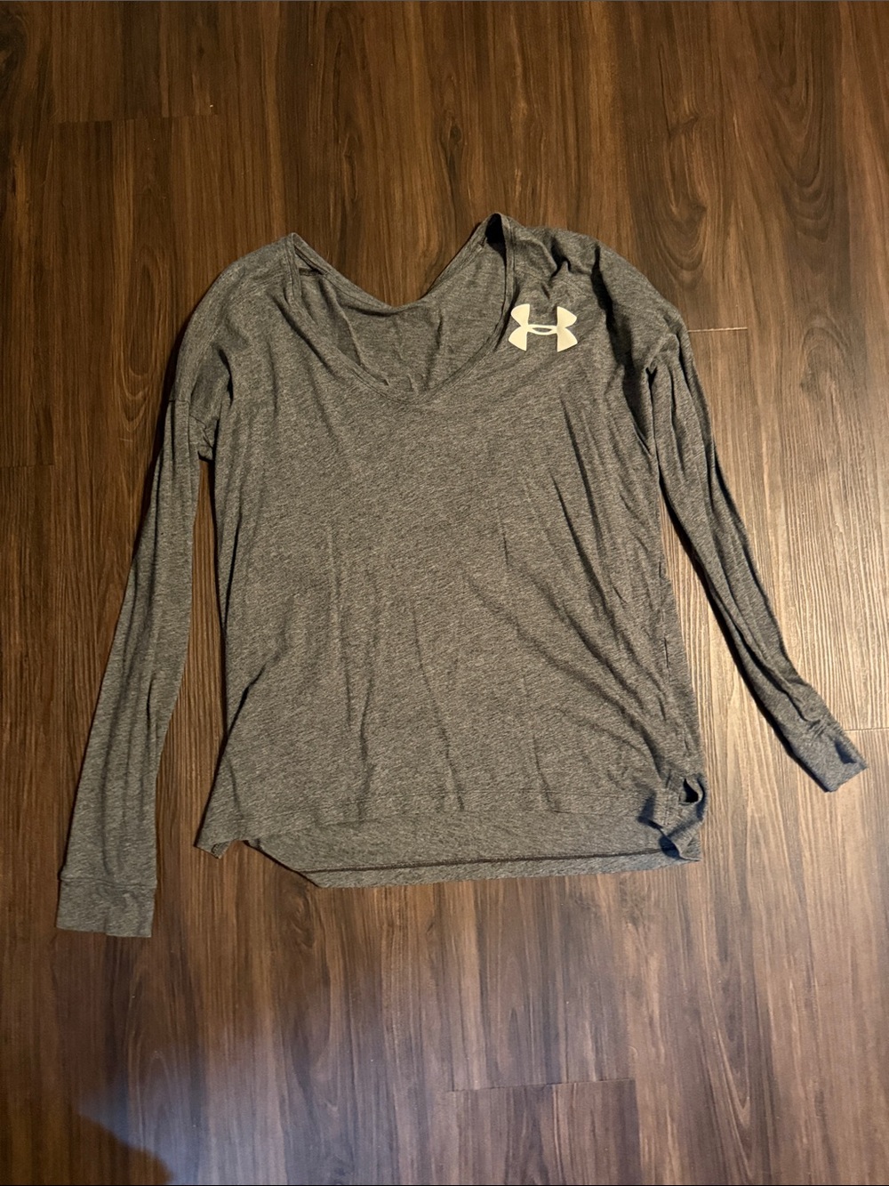 Under Armour Women's Long Sleeve V-Neck Top - Heather Gray